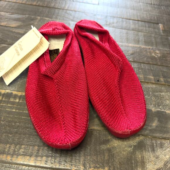 Arcopedico Red Mesh Slip On Orthopedic Comfort Shoes Size 9 NEW - Picture 1 of 6